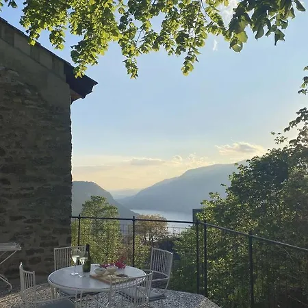 Casa 1000fiori * Faggeto Lario